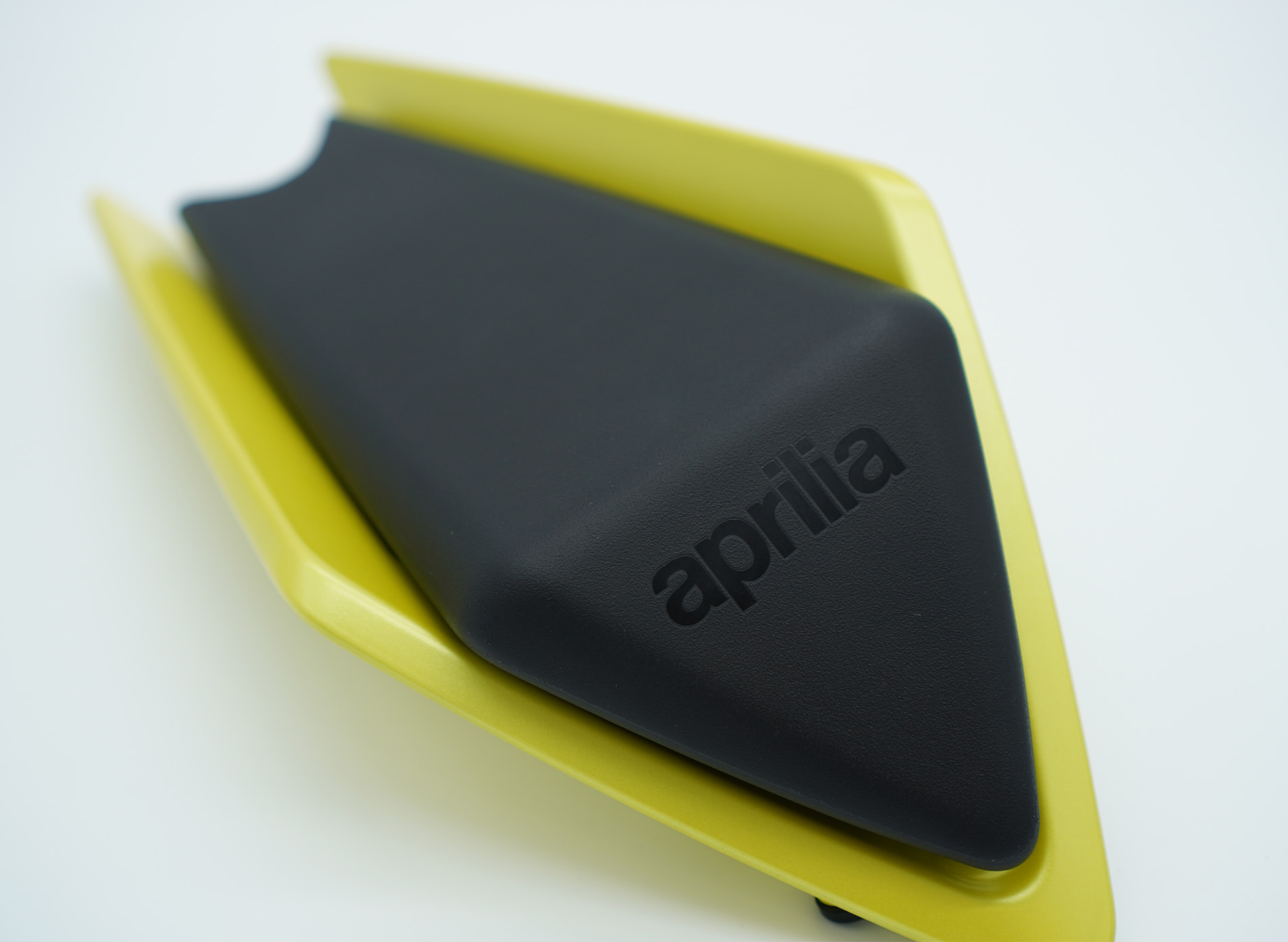 Soziussitz Abdeckung Acid Gold für Aprilia RS 660